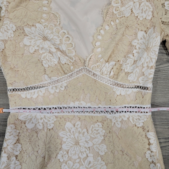 Saylor Lace Maggy Midi Dress Small - Picture 12 of 12